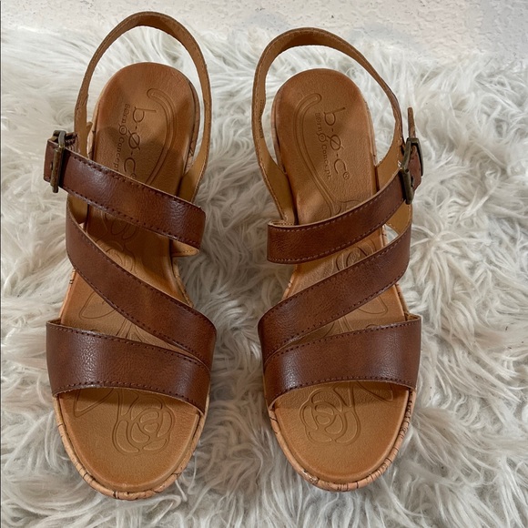 BOC SCHIRRA TAN WEDGE SANDALS SIZE 10 NEW - Picture 2 of 16
